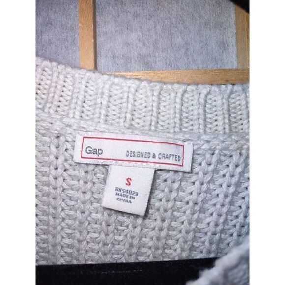 Gap Sm Monochromatic Sequined Sweater - Picture 5 of 14